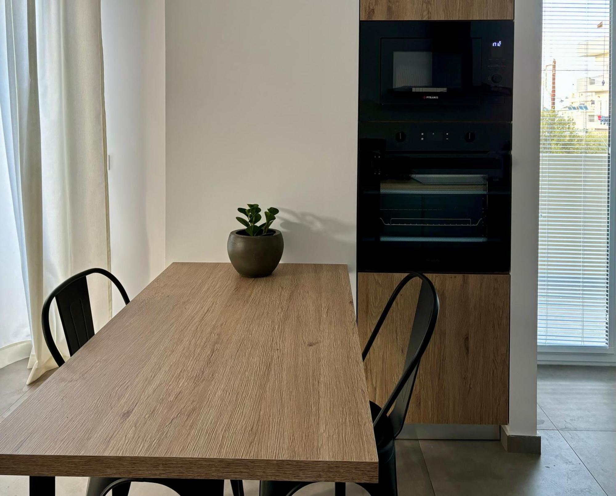 Industrial Loft Comfort Living Heraklion  ภายนอก รูปภาพ